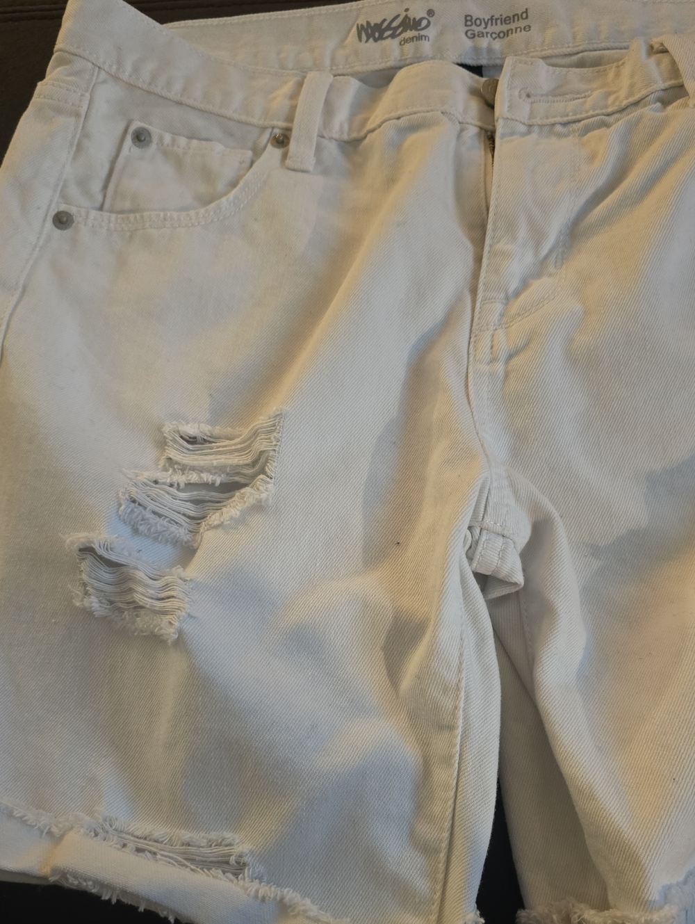 White Distressed Boyfriend Denim Shorts - MOSSIMO Sz 28